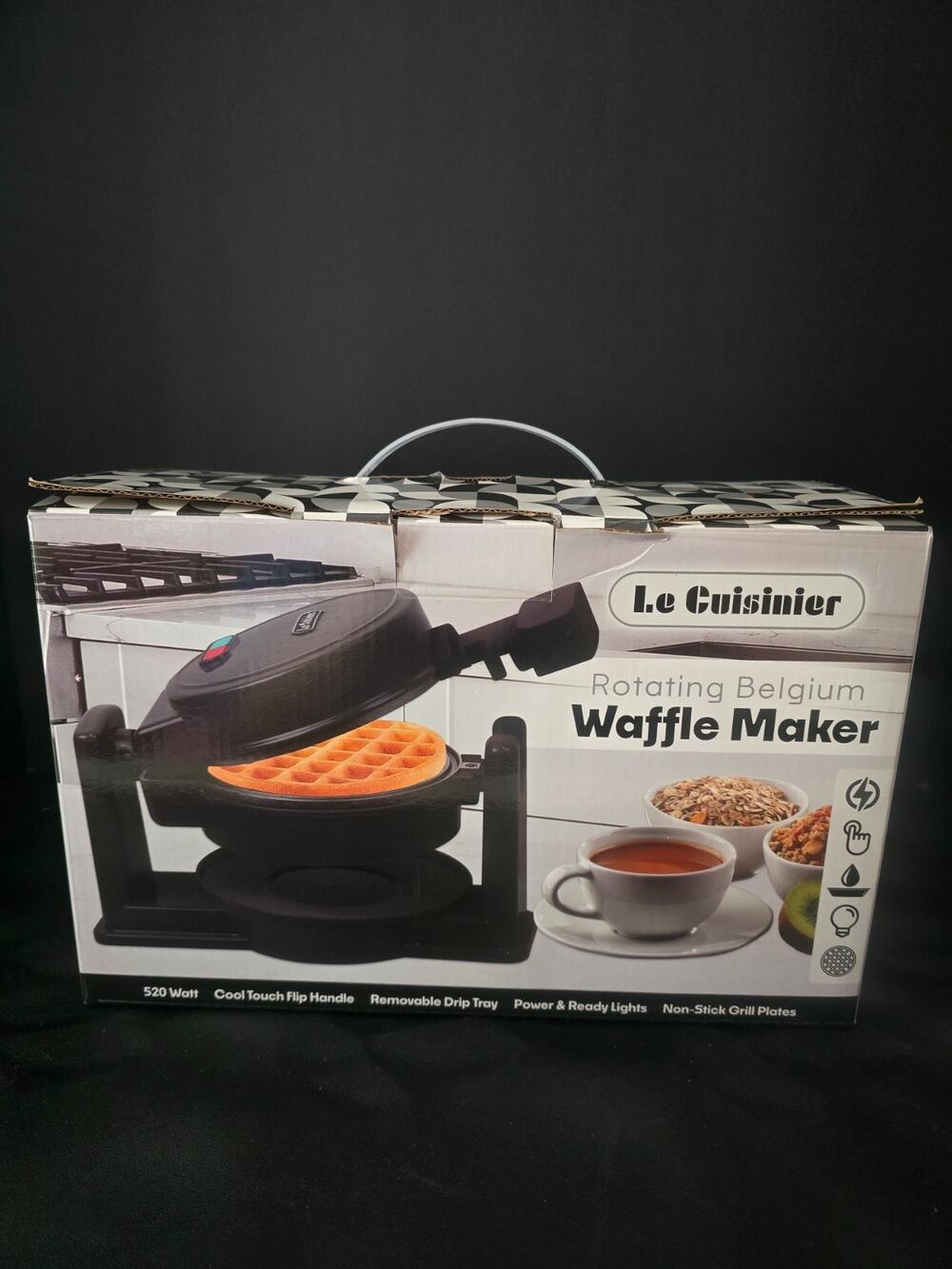 LE CUISINIER ROTATING BELGIUM WAFFLE MAKER NEW Open box Non-Stick